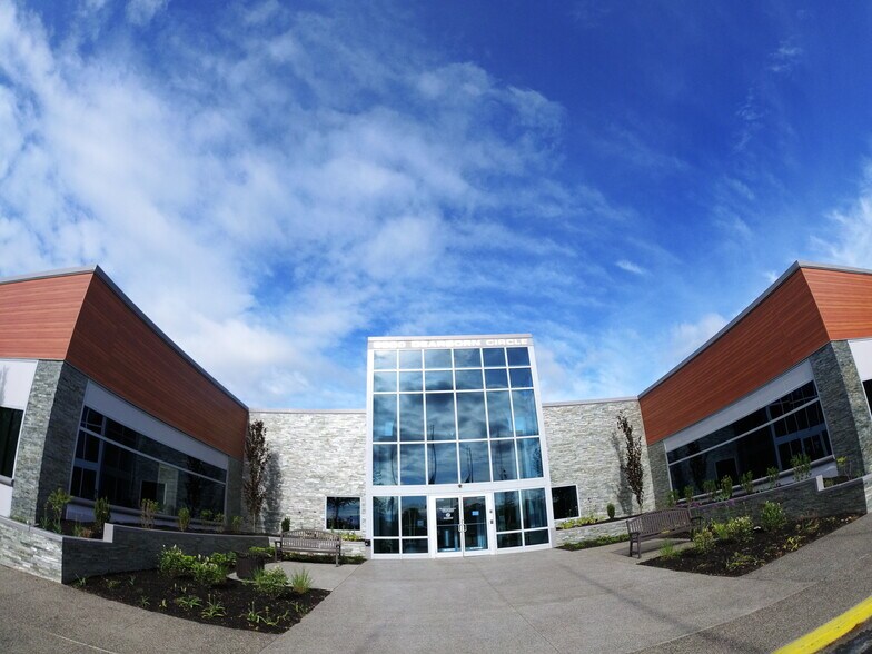 5000 Dearborn Cir, Mount Laurel, NJ à louer - Photo du bâtiment - Image 2 de 23