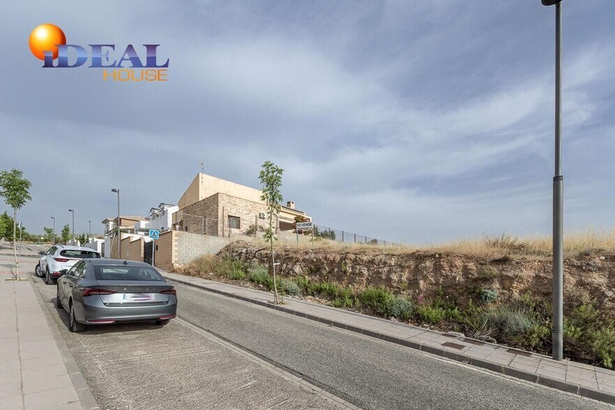 Calle Pinos Puente, 20, La Zubia, Granada for sale - Aerial - Image 2 of 14