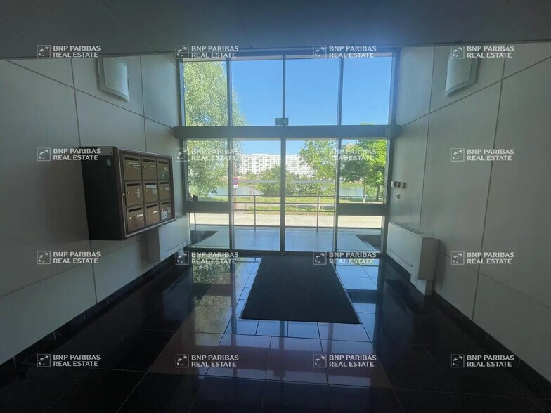 Bureau dans Nantes à vendre - Photo du bâtiment - Image 3 de 12