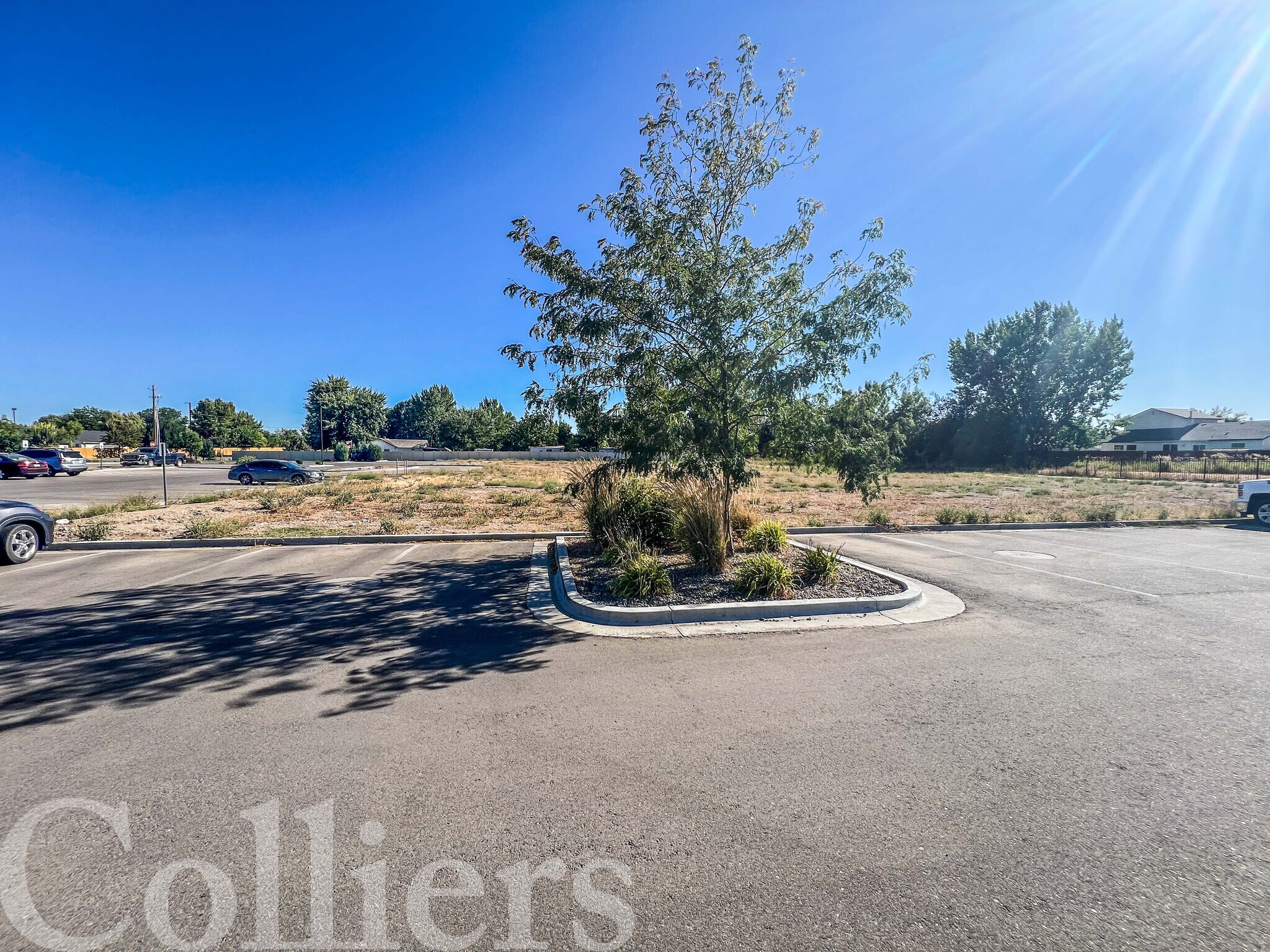 1495 N School Ave, Kuna, ID à vendre Photo du bâtiment- Image 1 de 5