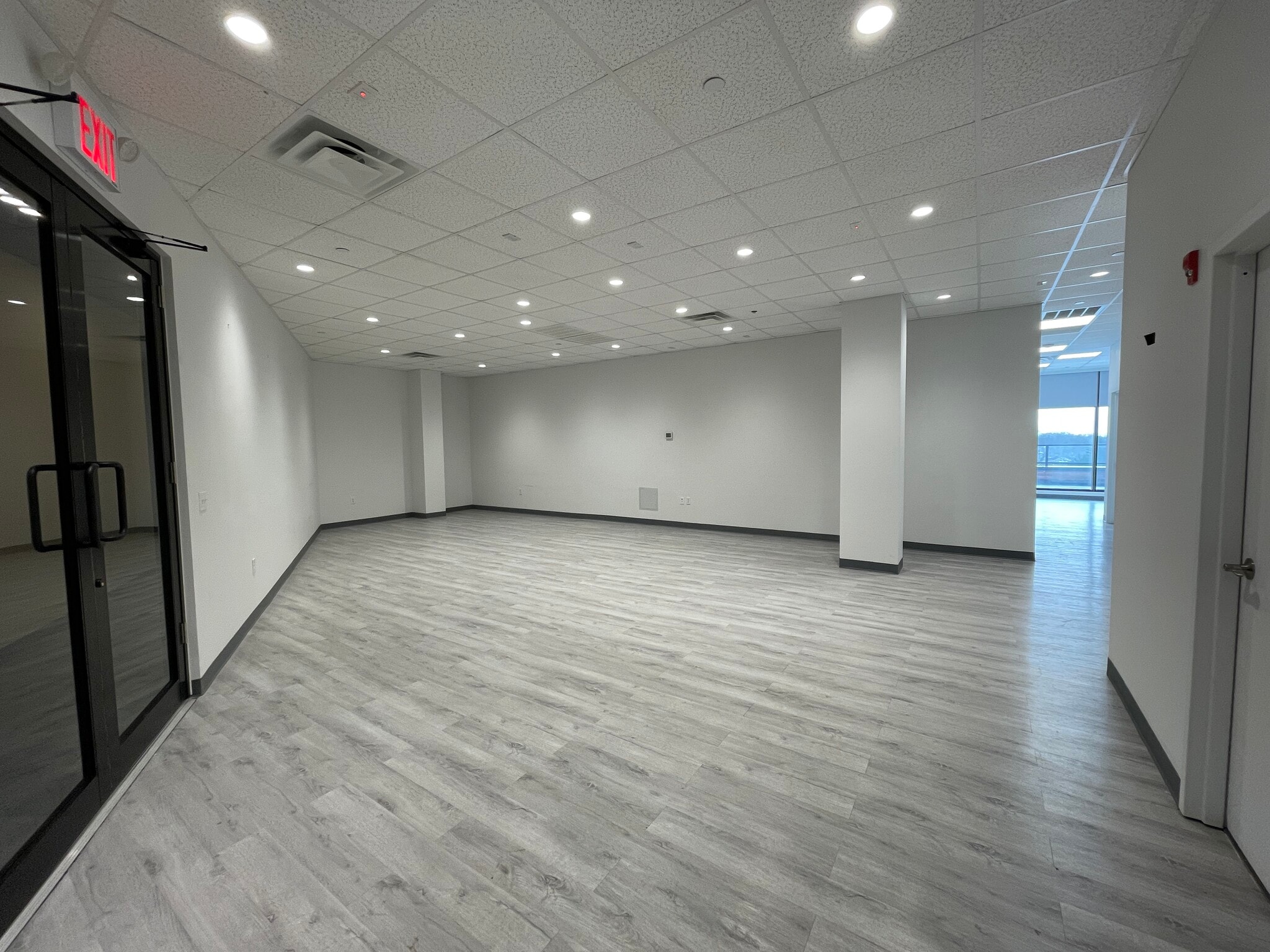 251-73 Jericho Tpke, Bellerose, NY for lease Interior Photo- Image 1 of 10