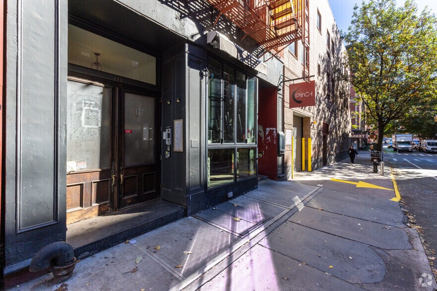 177 Prince St, New York, NY à louer - Photo du bâtiment - Image 3 de 3
