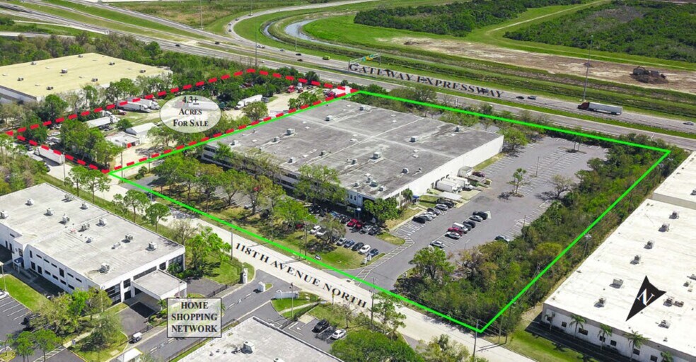2400 118th Ave N, Saint Petersburg, FL à vendre - Photo du bâtiment - Image 1 de 23