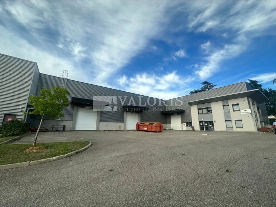 Office in Saint-Priest for lease Building Photo- Image 1 of 15