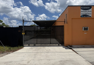 1636 NE 12th Ter, Fort Lauderdale, FL for lease Interior Photo- Image 2 of 14