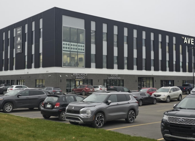 2501 Jasper Av, Saskatoon, SK for lease - Primary Photo - Image 1 of 1