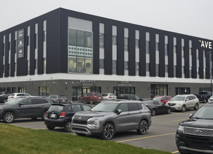 2501 Jasper Av, Saskatoon, SK à louer Photo principale- Image 1 de 2