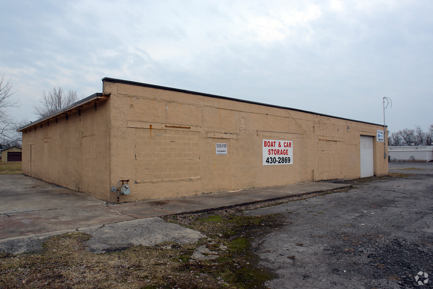 513 N Main St, Canastota, NY for sale - Primary Photo - Image 1 of 1