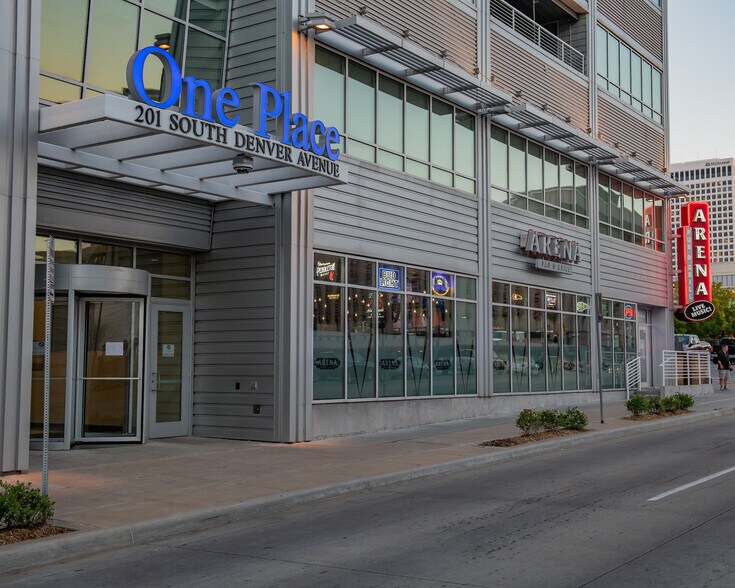 201 S Denver Ave, Tulsa, OK à vendre - Photo du bâtiment - Image 2 de 21