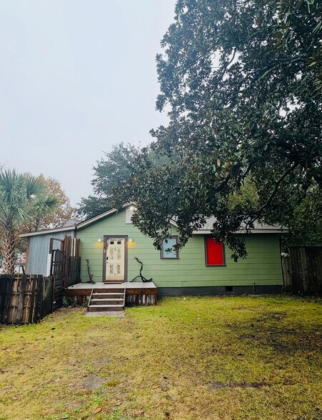 1478 Remount Rd, Charleston, SC à vendre - Photo du bâtiment - Image 2 de 11