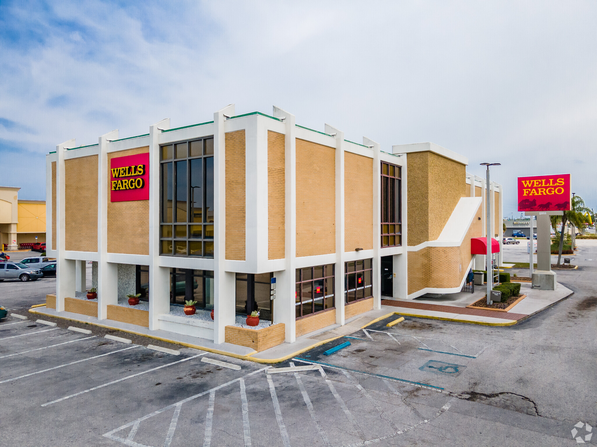 5211 N US Highway 19, New Port Richey, FL for sale Building Photo- Image 1 of 1