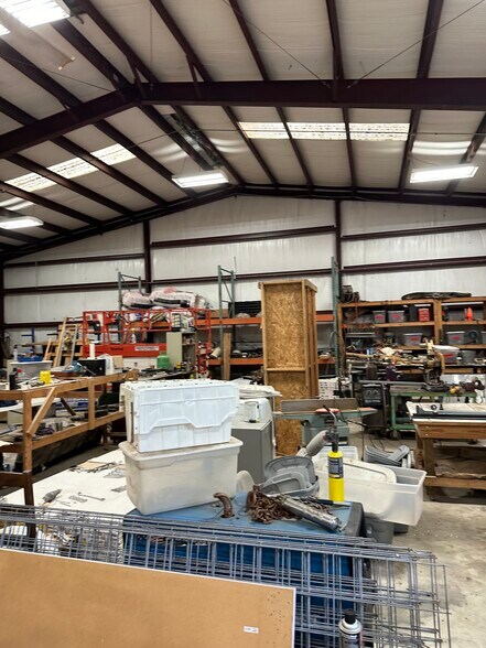 36 Private Road 6245, Dayton, TX à louer - Photo intérieure - Image 2 de 4