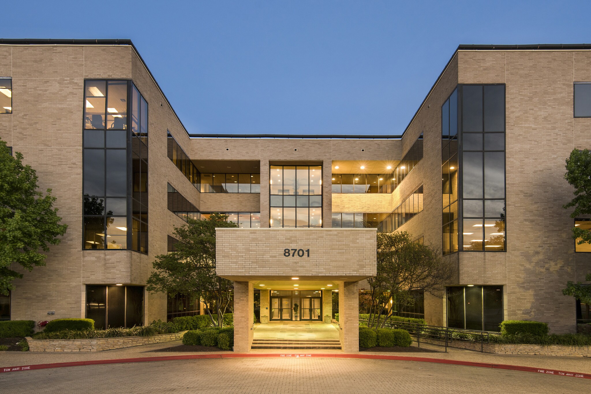 8701 N MoPac Expy, Austin, TX for lease Primary Photo- Image 1 of 6