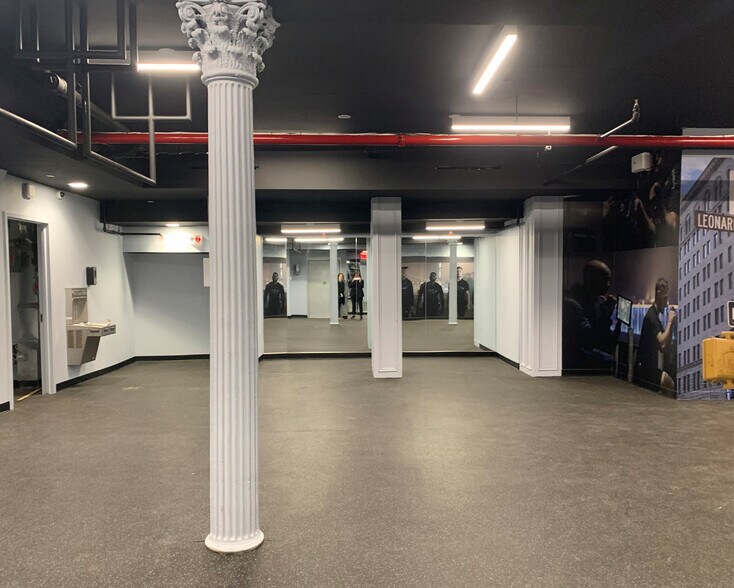 67 Leonard St, New York, NY à louer - Photo du bâtiment - Image 3 de 8