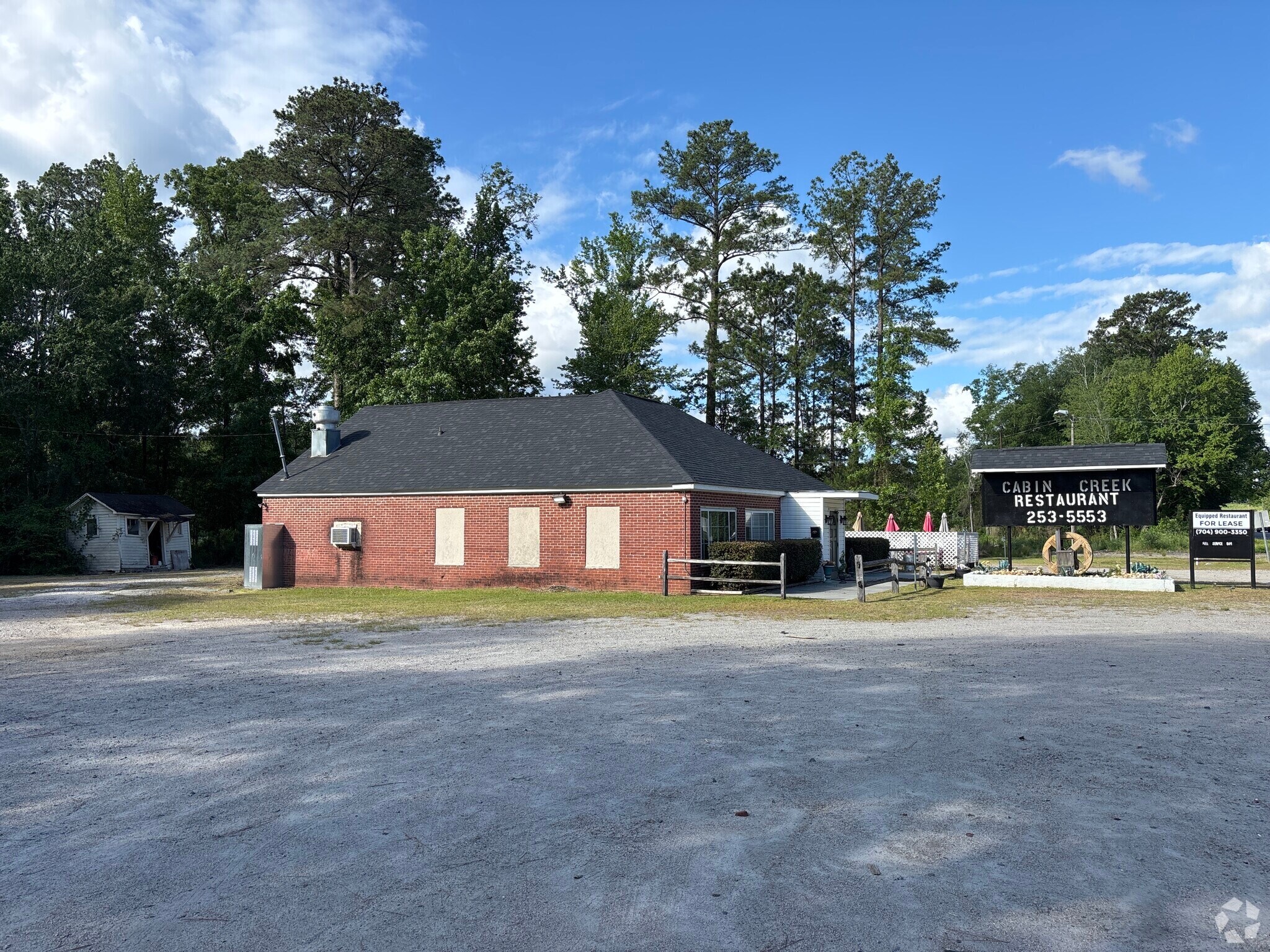 2529 US-1, Cheraw, SC à louer Photo principale- Image 1 de 2