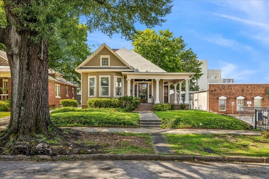 2151 Monroe Ave, Memphis, TN à vendre - Photo du bâtiment - Image 2 de 34