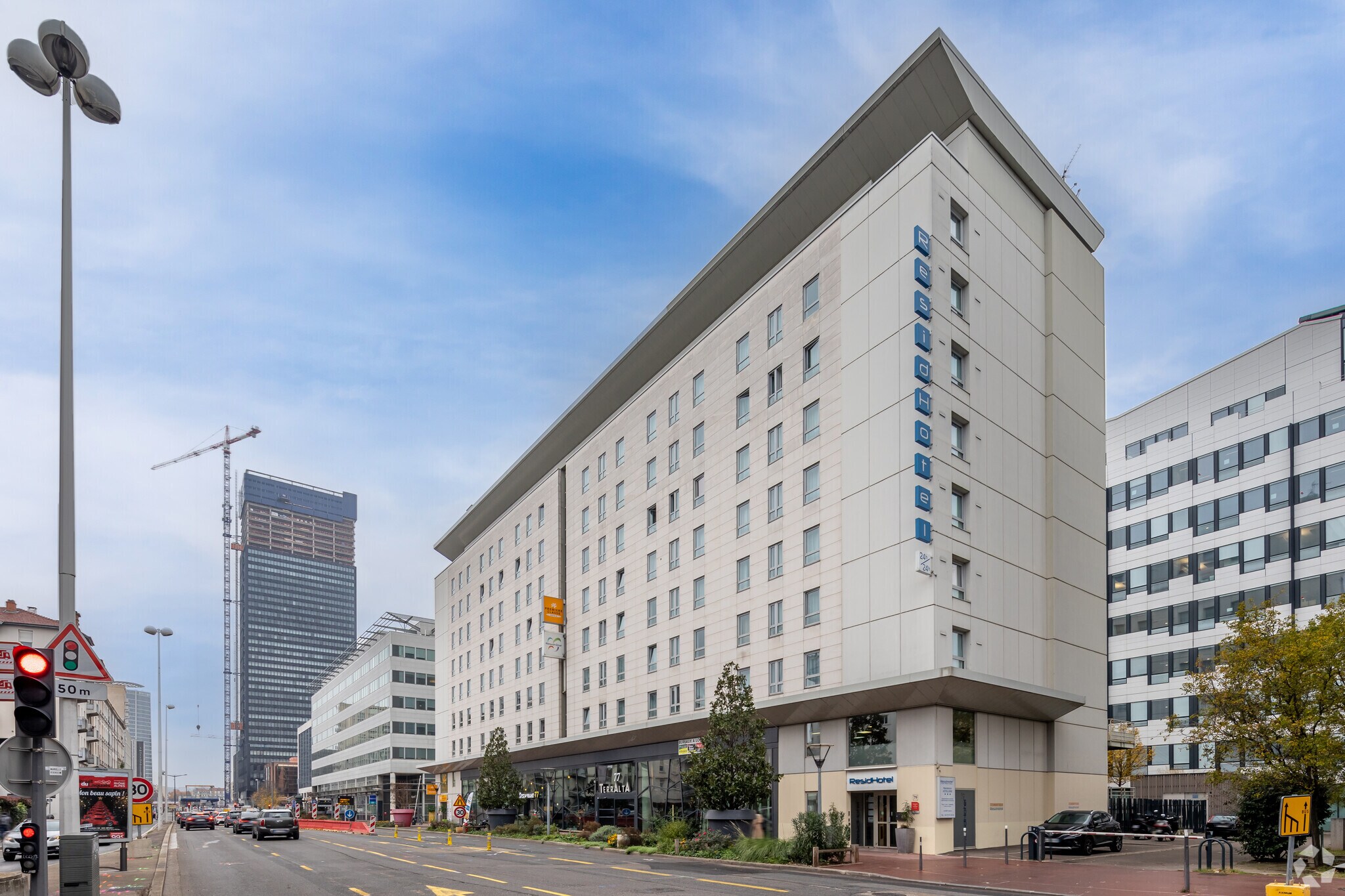 Office in Lyon for lease Primary Photo- Image 1 of 4