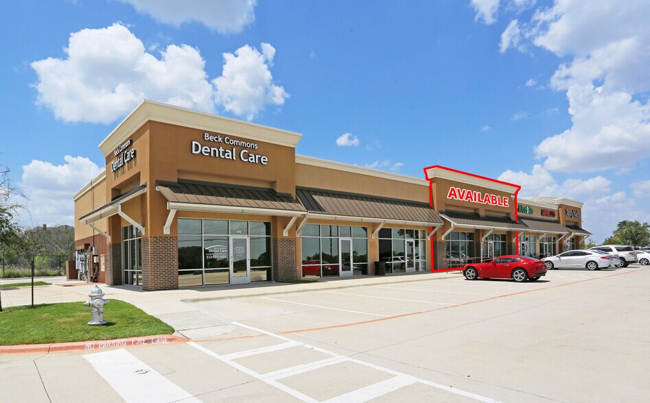 16560 R R 620, Round Rock, TX à louer - Photo du bâtiment - Image 1 de 6