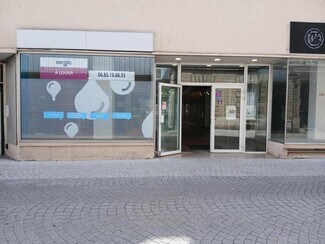 More details for Rue Nationale, Mantes-la-Jolie - Retail for Lease
