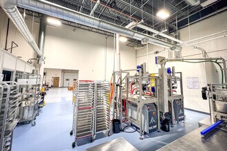 856 Hercules Dr, Colchester, VT à louer Photo intérieure- Image 1 de 8