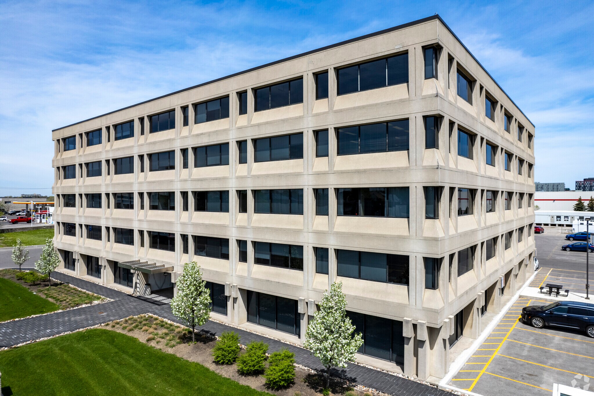 3625 Dufferin St, Toronto, ON à vendre Photo principale- Image 1 de 1