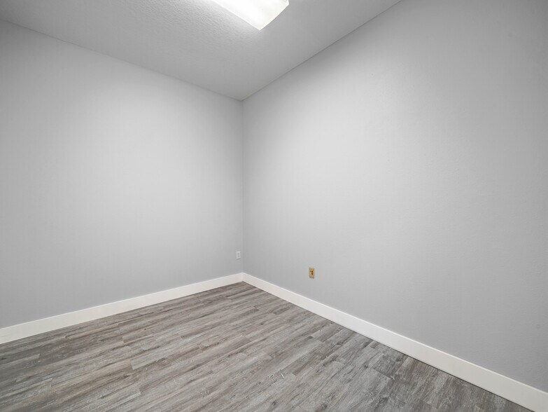 1435 Dunn Ave, Daytona Beach, FL à louer - Photo du bâtiment - Image 2 de 12