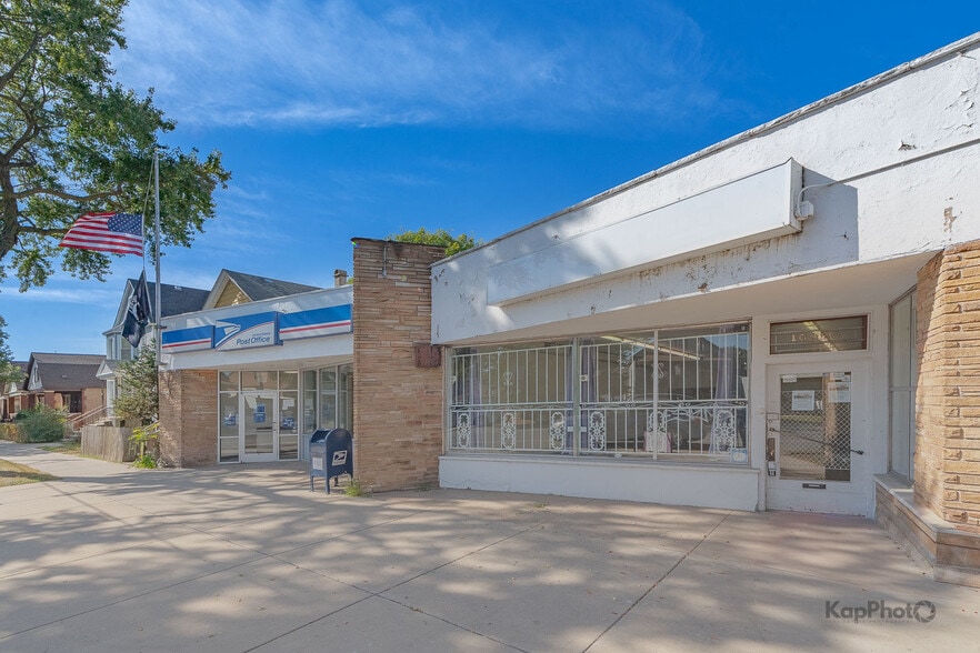 10420-10424 S Ewing Ave, Chicago, IL for sale - Building Photo - Image 2 of 30