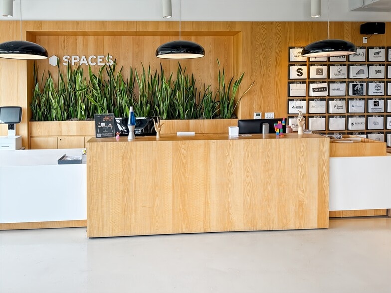 66 Franklin St, Oakland, CA for lease - Interior Photo - Image 2 of 20