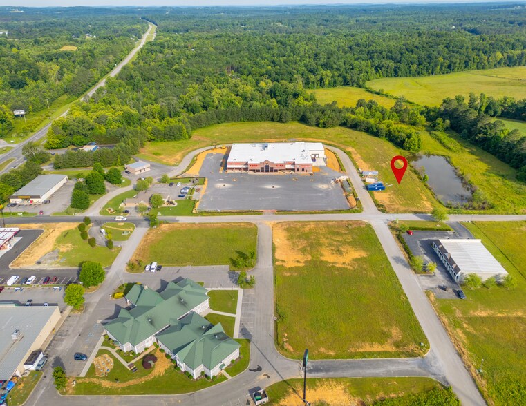 150 Creekside Dr, Ocoee, TN à vendre - Photo du bâtiment - Image 2 de 12