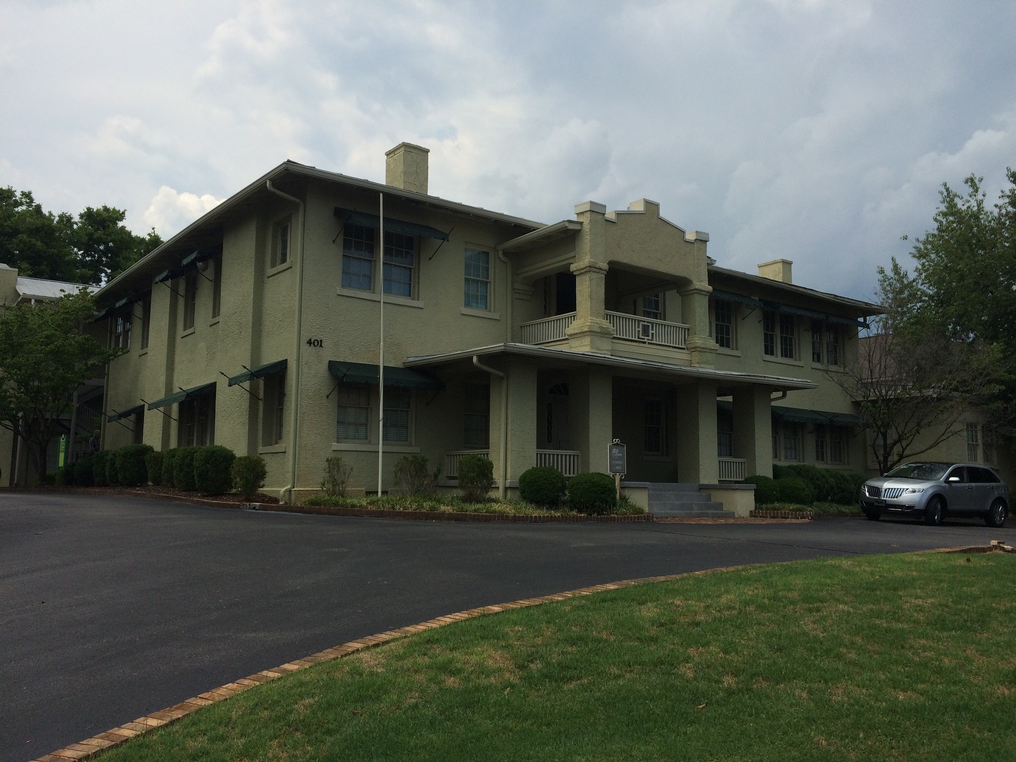 401 Holmes Ave, Huntsville, AL for lease Building Photo- Image 1 of 3