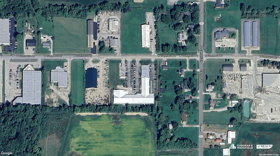 110 Commerce Dr, LaGrange, OH à vendre - Photo du bâtiment - Image 3 de 9