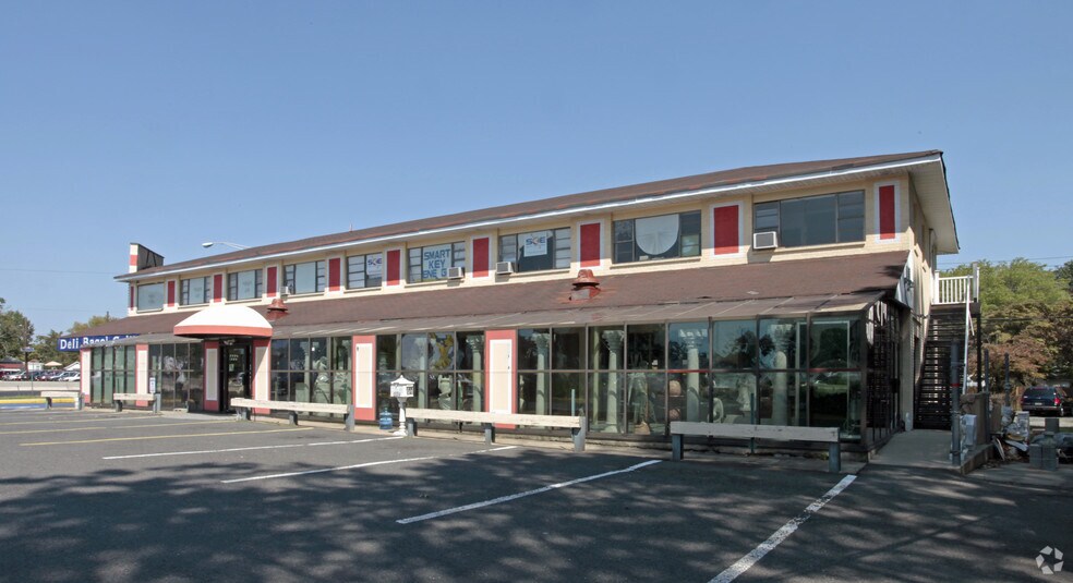 226 US Highway 1 N, Edison, NJ à vendre - Photo du bâtiment - Image 1 de 1