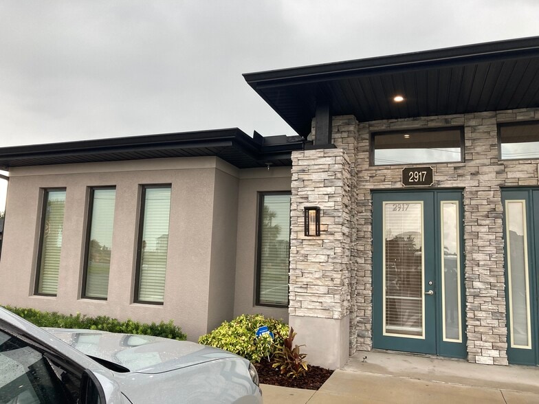 2917 Pearson James Pl, Lutz, FL à louer - Photo du bâtiment - Image 3 de 10