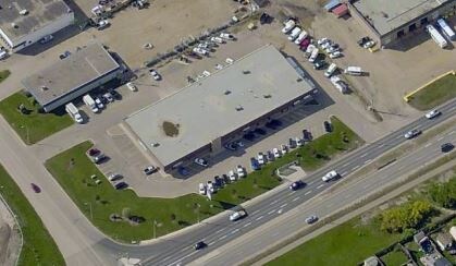 431 MacKenzie Blvd, Wood Buffalo, AB à louer - Photo du bâtiment - Image 2 de 3
