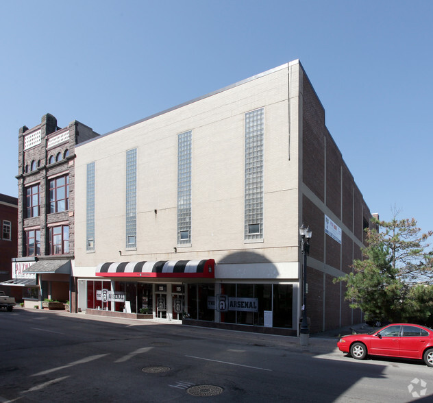 115 S Walnut St, Muncie, IN for sale - Primary Photo - Image 1 of 1