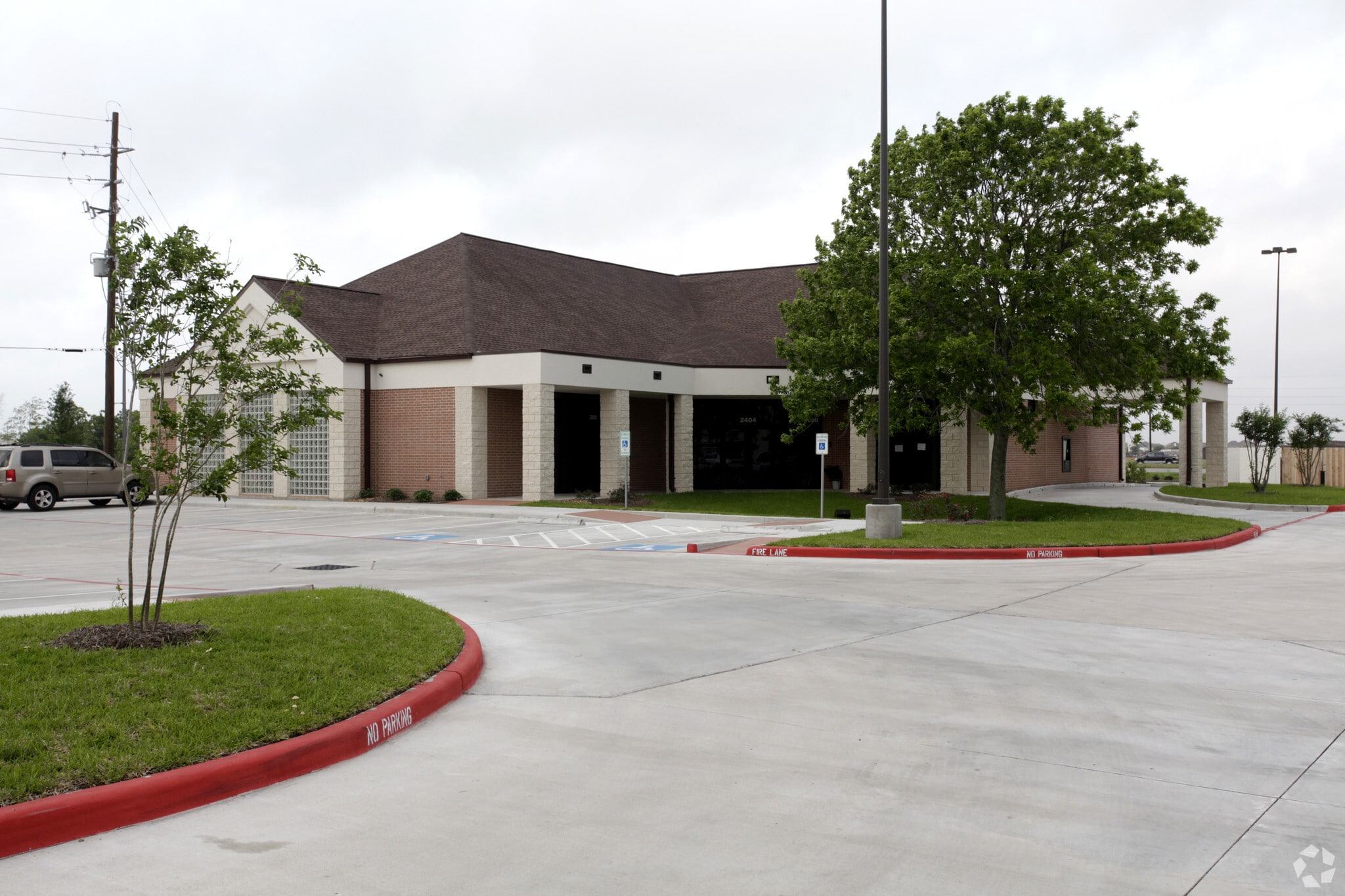 2404 Smith Ranch Rd, Pearland, TX for lease Primary Photo- Image 1 of 20