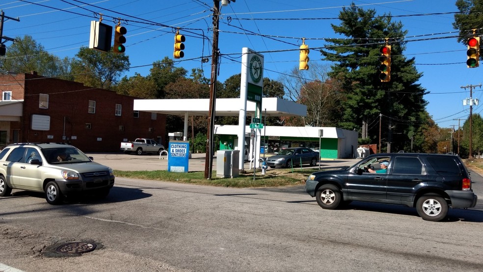 1104 S Main St, China Grove, NC for sale - Primary Photo - Image 1 of 1