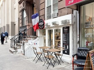 More details for 217 E 85th St, New York, NY - Retail for Lease