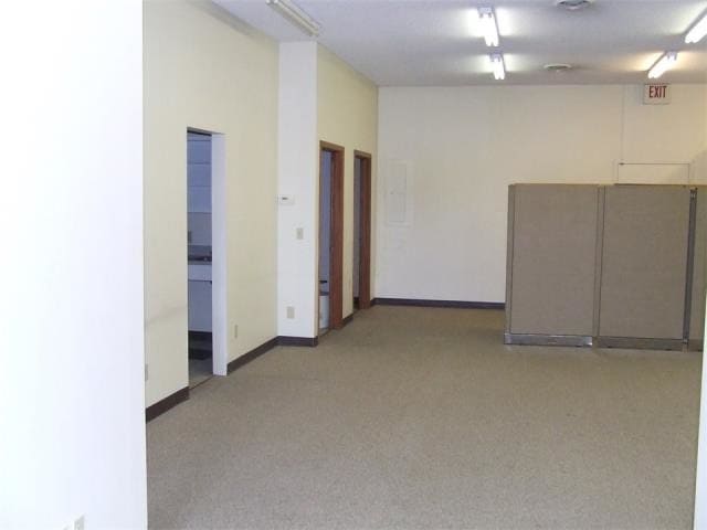 3271-3275 S 3rd Pl, Terre Haute, IN for lease - Interior Photo - Image 2 of 6