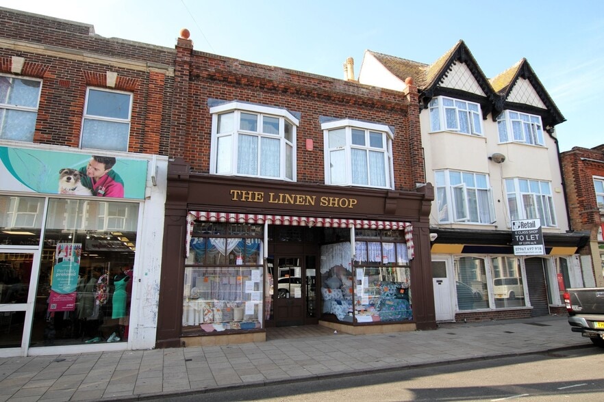 23 High St, Clacton On Sea for sale - Primary Photo - Image 1 of 4