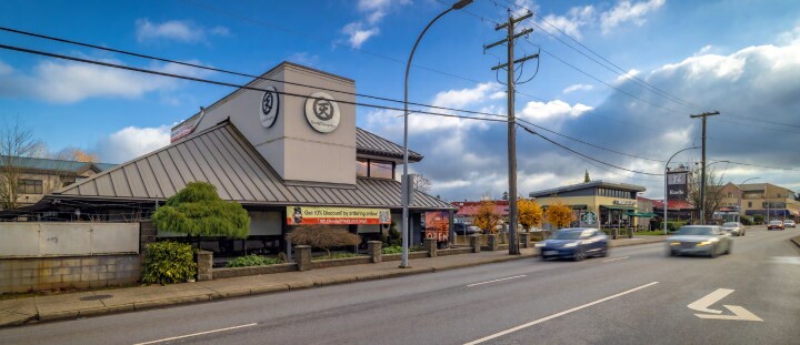 10163 152 St, Surrey, BC à vendre - Photo du bâtiment - Image 3 de 3