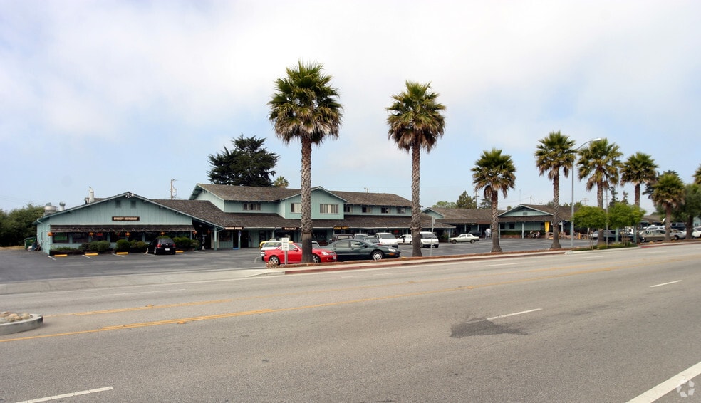 3601-3791 Portola Dr, Santa Cruz, CA for lease - Building Photo - Image 2 of 11
