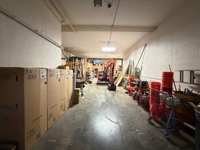 22105-22123 W 83rd St, Shawnee, KS for lease Interior Photo- Image 1 of 4