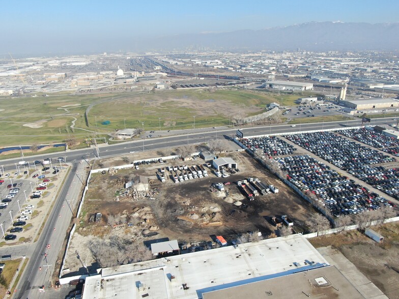 647 W 3300 S, South Salt Lake, UT à louer - Photo du bâtiment - Image 3 de 7