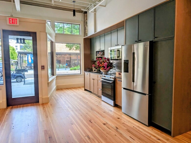 111 Broad St SW, Atlanta, GA for lease - Building Photo - Image 2 of 4