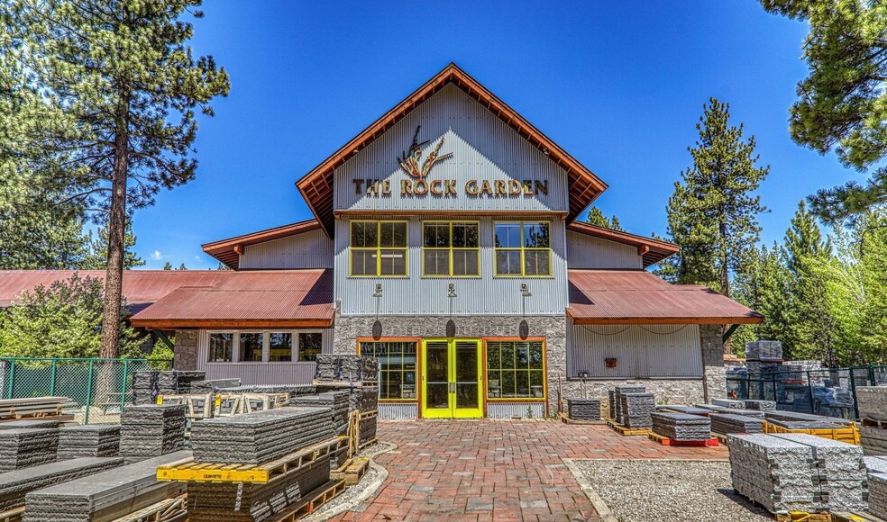 10642 Pioneer Trl, Truckee, CA for sale - Building Photo - Image 3 of 24