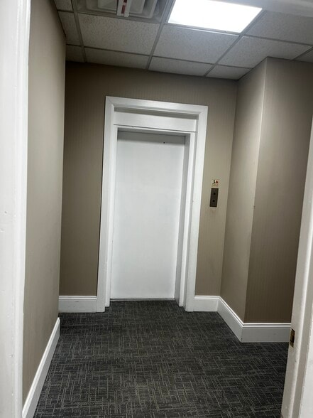 720-748 Morris Tpke, Short Hills, NJ for lease - Building Photo - Image 2 of 16