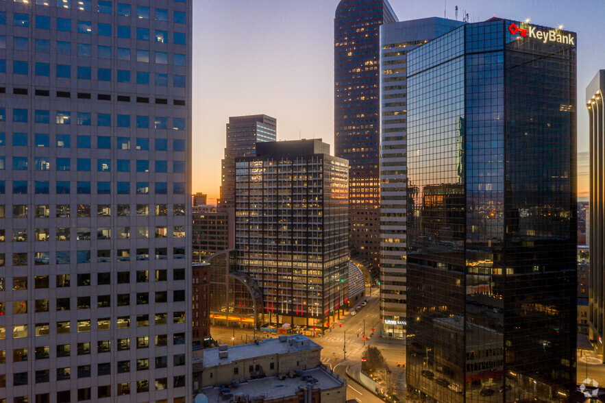 1700 Broadway, Denver, CO à louer - Photo principale - Image 1 de 31