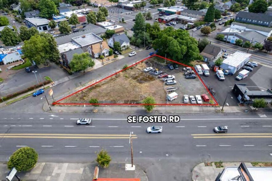 5150 SE Lafayette St, Portland, OR à louer - Aérien - Image 2 de 4
