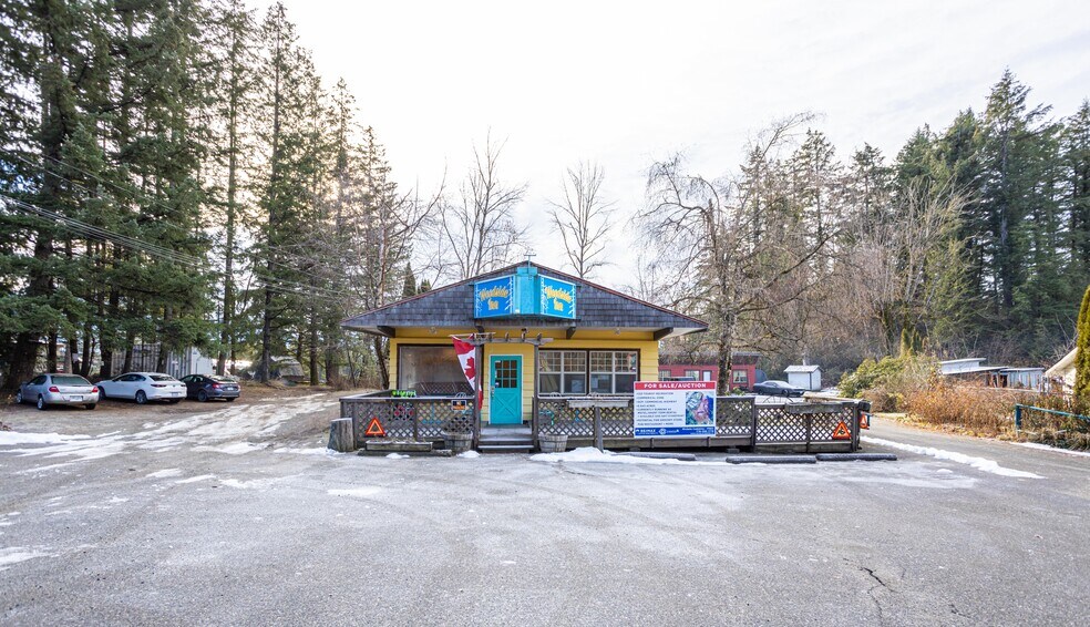 2226 Lougheed Hwy, Agassiz, BC à vendre - Photo principale - Image 1 de 1